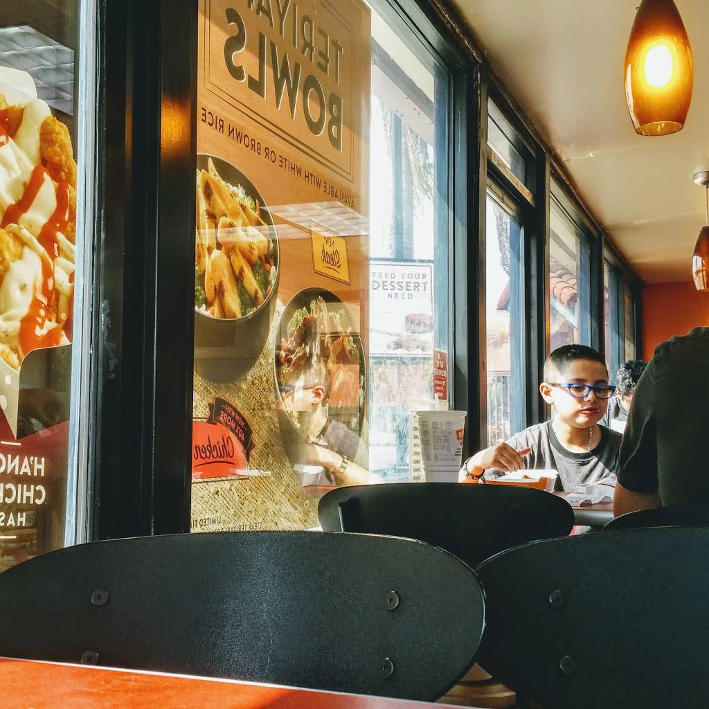 Jack in the Box | restaurant | 108 N Garfield Ave, Montebello, CA 90640, USA | 3237243764 OR +1 323-724-3764