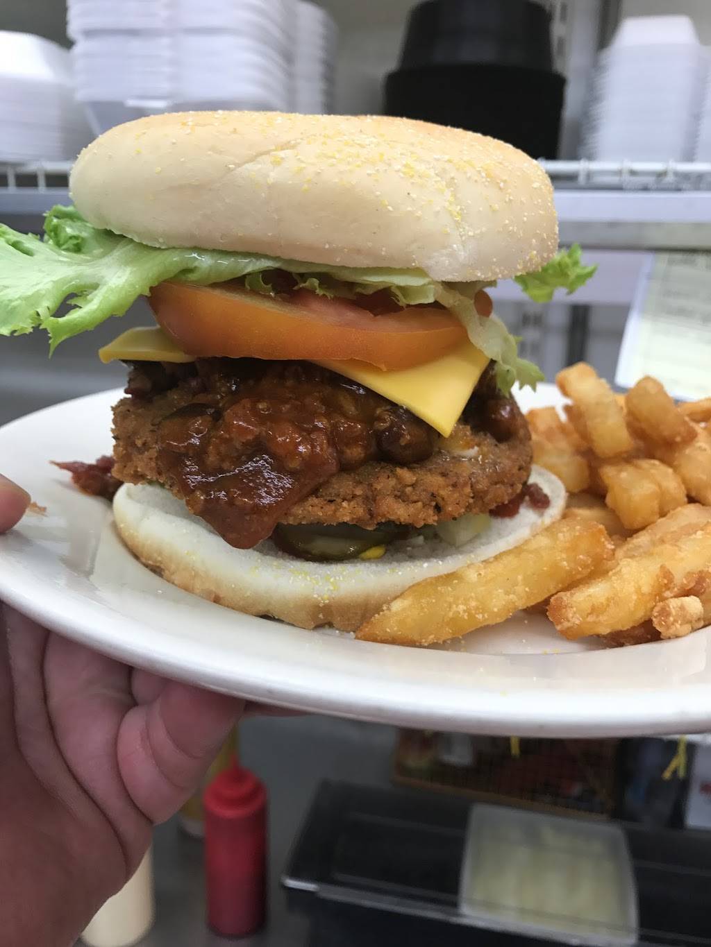 Tootsies Ice Cream & More | restaurant | 210 N K Ave, Vinton, IA 52349, USA | 3194725300 OR +1 319-472-5300