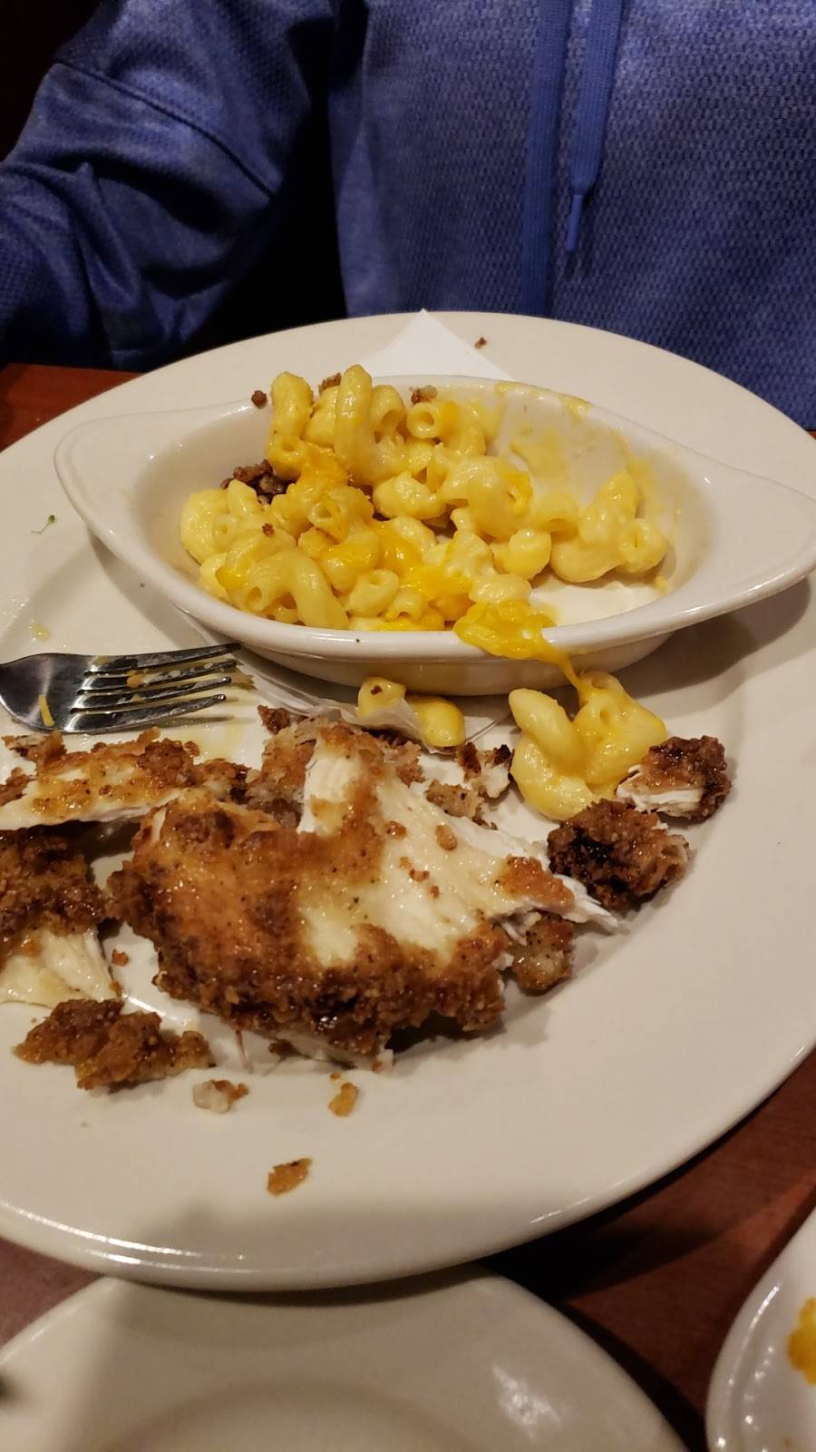 OCharley’s Restaurant & Bar | restaurant | 7866 Tylersville Square Dr, West Chester Township, OH 45069, USA | 5137552448 OR +1 513-755-2448