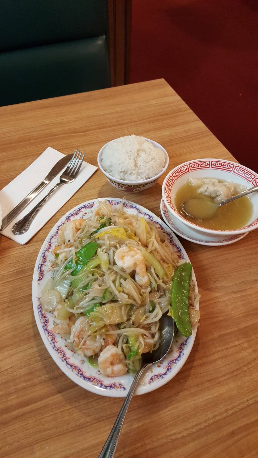 Lily Garden Restaurant | restaurant | 2106 Algonquin Rd, Lake in the Hills, IL 60156, USA | 8476581250 OR +1 847-658-1250