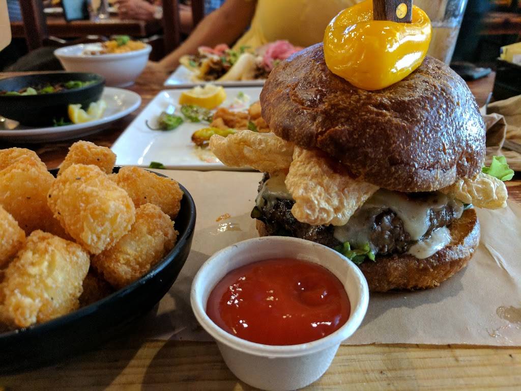 Amor Y Tacos | restaurant | 13333 South St, Cerritos, CA 90703, USA | 5628602667 OR +1 562-860-2667