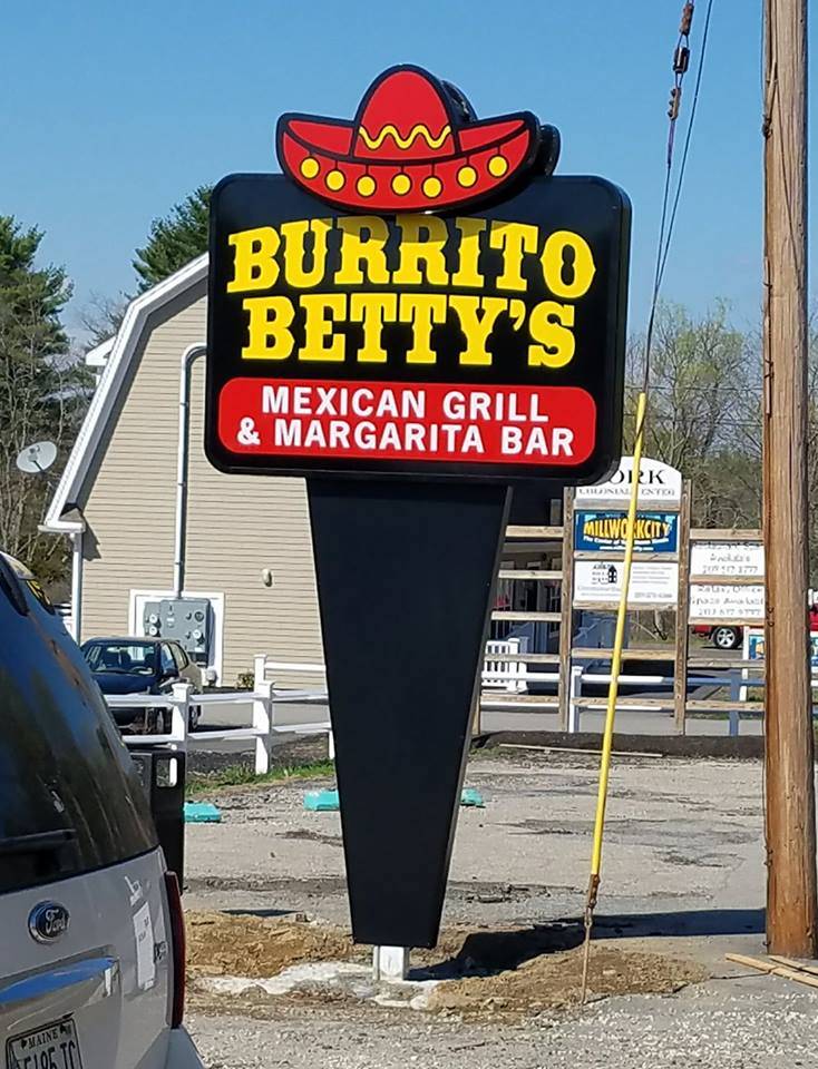 Burrito Bettys Mexican Grill & Margarita Bar | restaurant | 2 US-1, York, ME 03909, USA | 2074514013 OR +1 207-451-4013