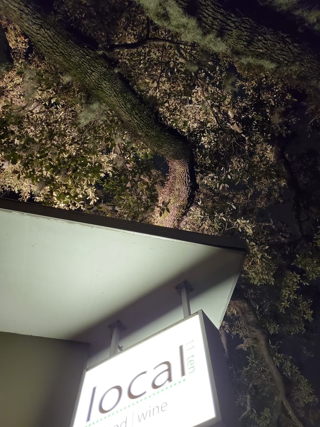 Local 11ten Food | Wine | restaurant | 1110 Bull St, Savannah, GA 31401, USA | 9127909000 OR +1 912-790-9000