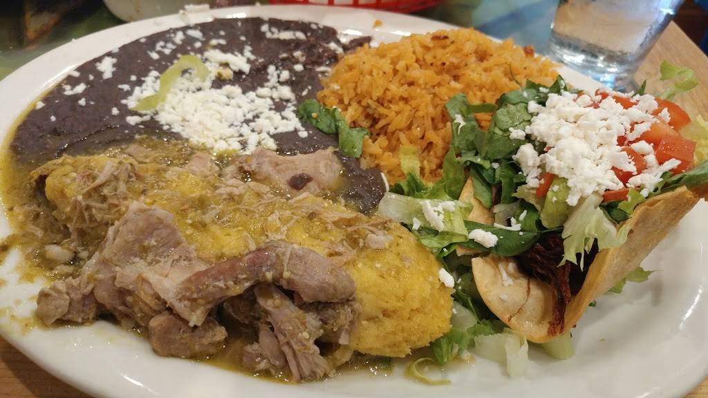 Enriques Mexican Restaurant | restaurant | 6210 E Pacific Coast Hwy, Long Beach, CA 90803, USA | 5624983622 OR +1 562-498-3622