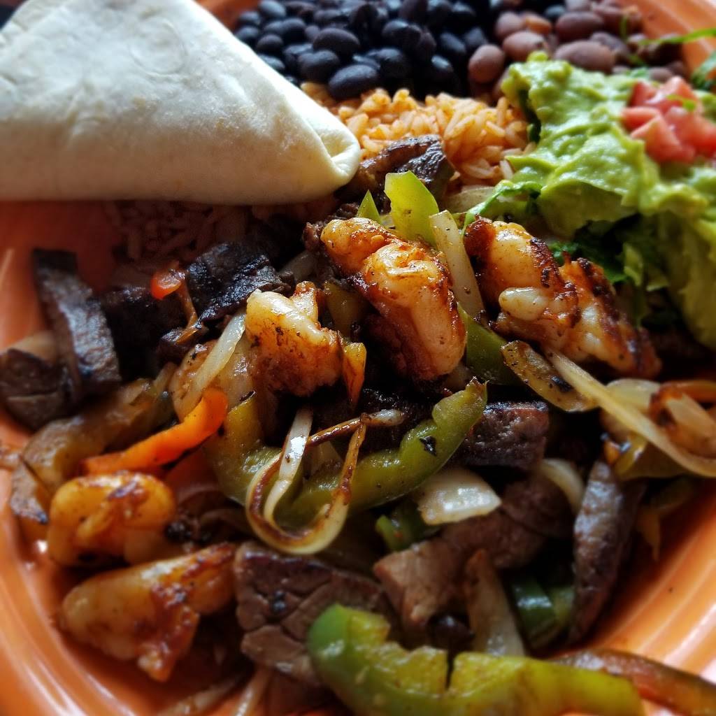 Ole Mole | restaurant | 1030 High Ridge Rd, Stamford, CT 06905, USA | 2034619962 OR +1 203-461-9962