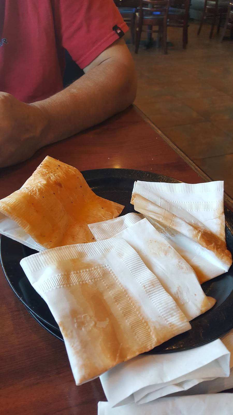 Barros Pizza | restaurant | 4636 S Higley Rd, Gilbert, AZ 85297, USA | 4802794644 OR +1 480-279-4644