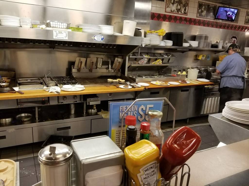 Waffle House | meal takeaway | 96 Old Trolley Rd, Summerville, SC 29485, USA | 8436950919 OR +1 843-695-0919