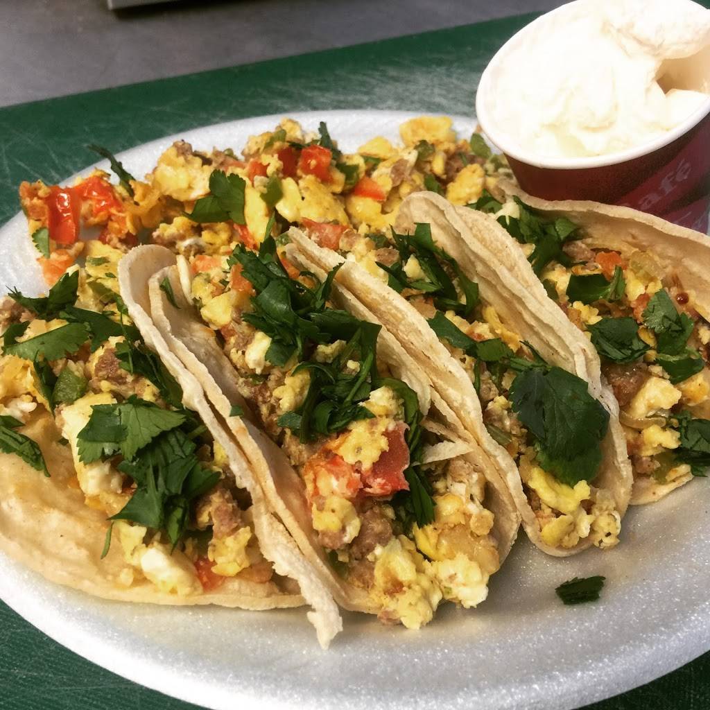 Lizzies cafe | restaurant | 3278, 9743 W Hillsborough Ave, Tampa, FL 33615, USA | 8134529152 OR +1 813-452-9152