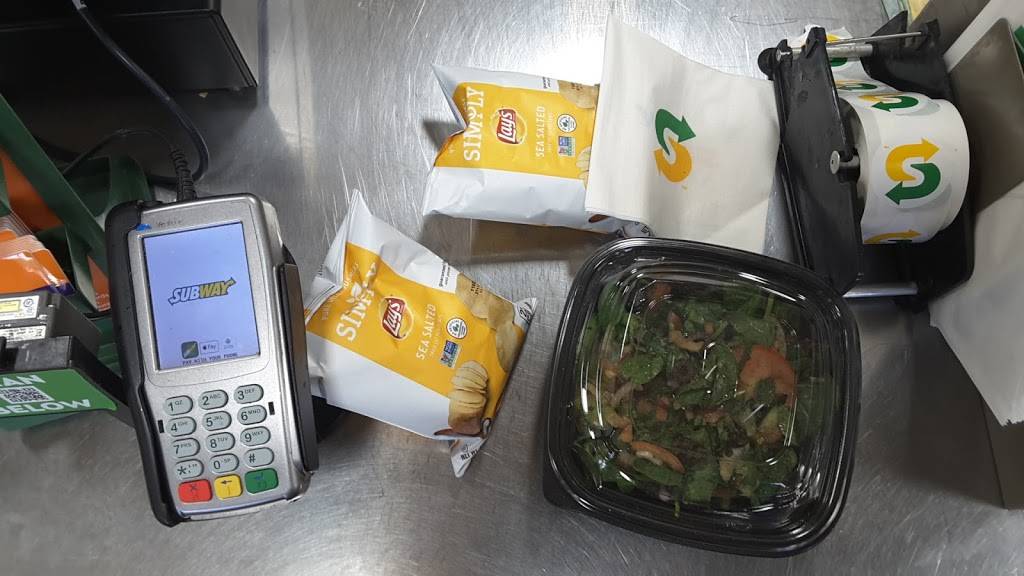 Subway | restaurant | 22345 Hwy 28, St Robert, MO 65584, USA | 5734585073 OR +1 573-458-5073