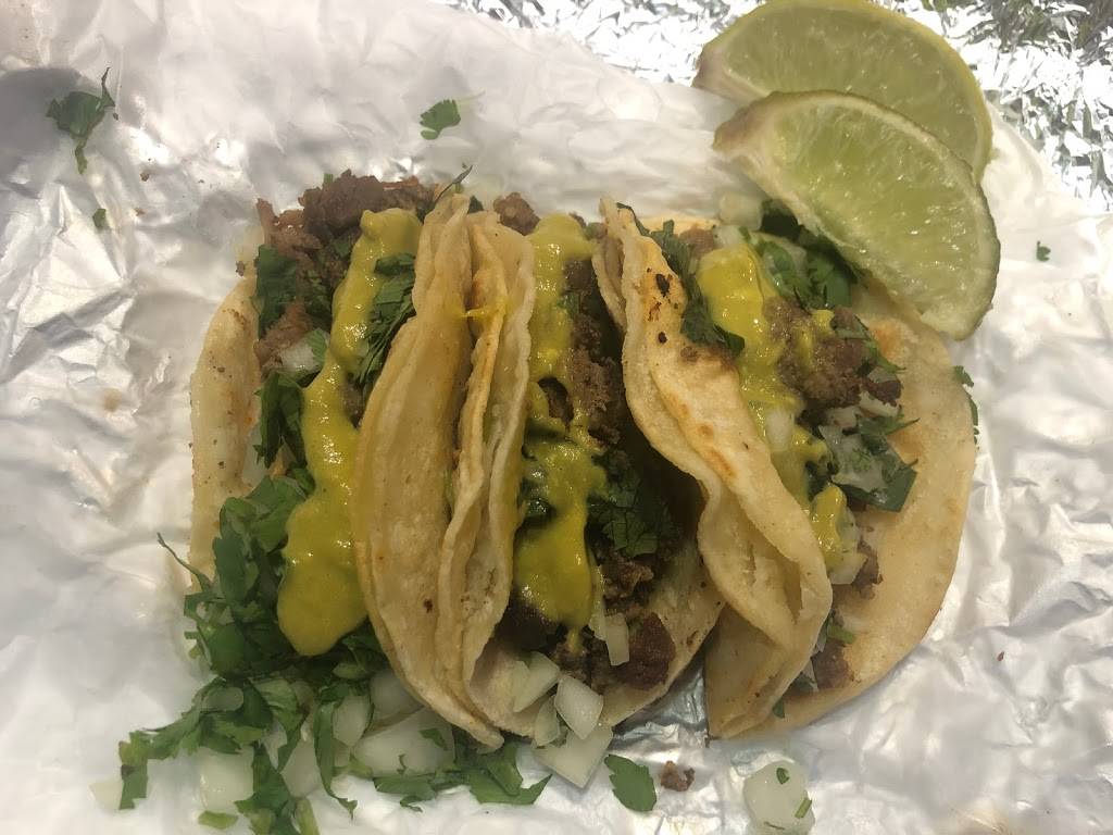 El Gato Taco Truck | restaurant | 6233 Westheimer Rd, Houston, TX 77057, USA | 7134388466 OR +1 713-438-8466