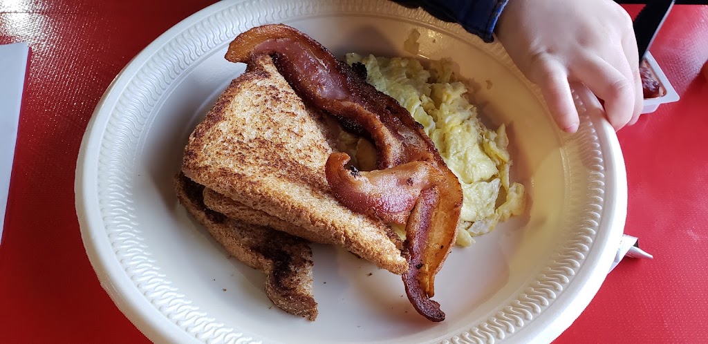 Studebakers Cafe & Grill | cafe | 409 E Commerce St, Brownwood, TX 76801, USA | 3256438090 OR +1 325-643-8090