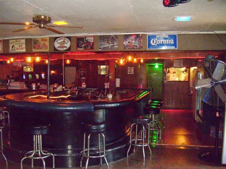 Countryside Bar & Grill | night club | 3912 E 752nd Rd, Triumph, IL 61371, USA | 8155383010 OR +1 815-538-3010