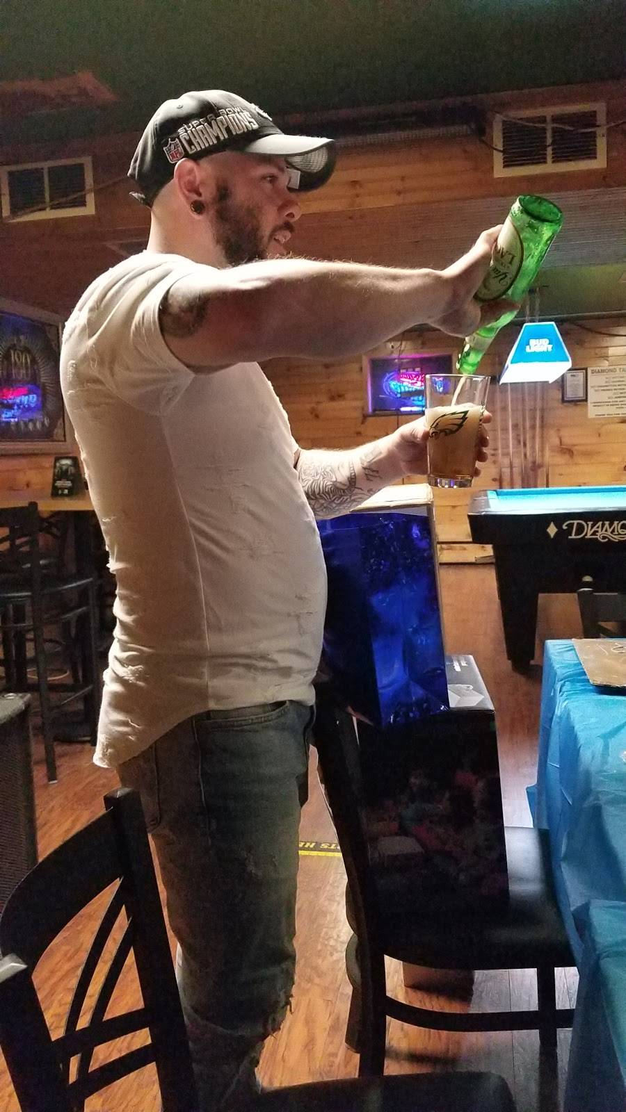 Stadium Club | restaurant | 61 2nd St, Highspire, PA 17034, USA | 7179399193 OR +1 717-939-9193