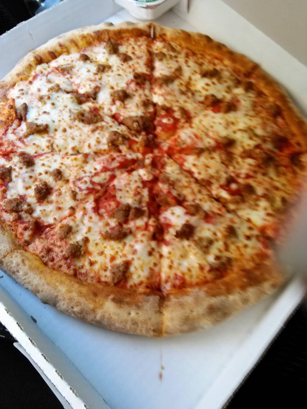 Papa Johns Pizza | restaurant | 33250 Six Mile Rd, Livonia, MI 48152, USA | 7347627272 OR +1 734-762-7272
