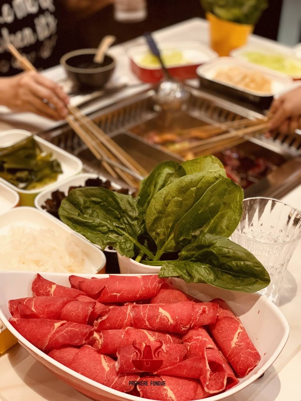 Première Fondue | restaurant | 7209 Boulevard Taschereau #109, Brossard, QC J4Y 1A1, Canada | 4509263677 OR +1 450-926-3677