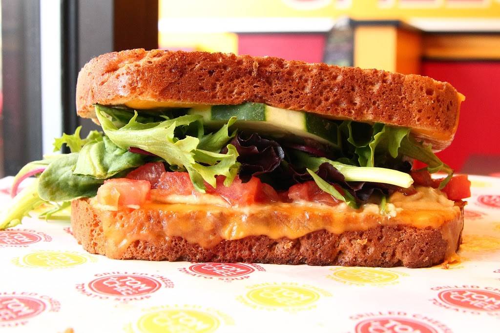 Tom & Chee | restaurant | 6702 Charlotte Pike #105, Nashville, TN 37209, USA | 6154906127 OR +1 615-490-6127