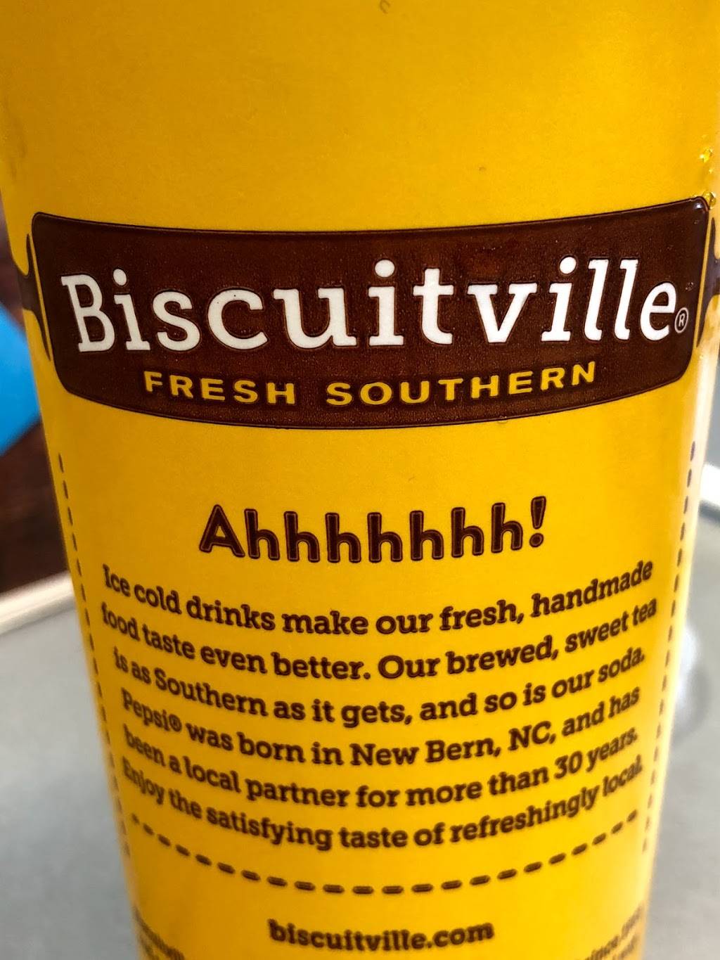 Biscuitville | cafe | 3301 Old Forest Rd, Lynchburg, VA 24501, USA | 4343856177 OR +1 434-385-6177