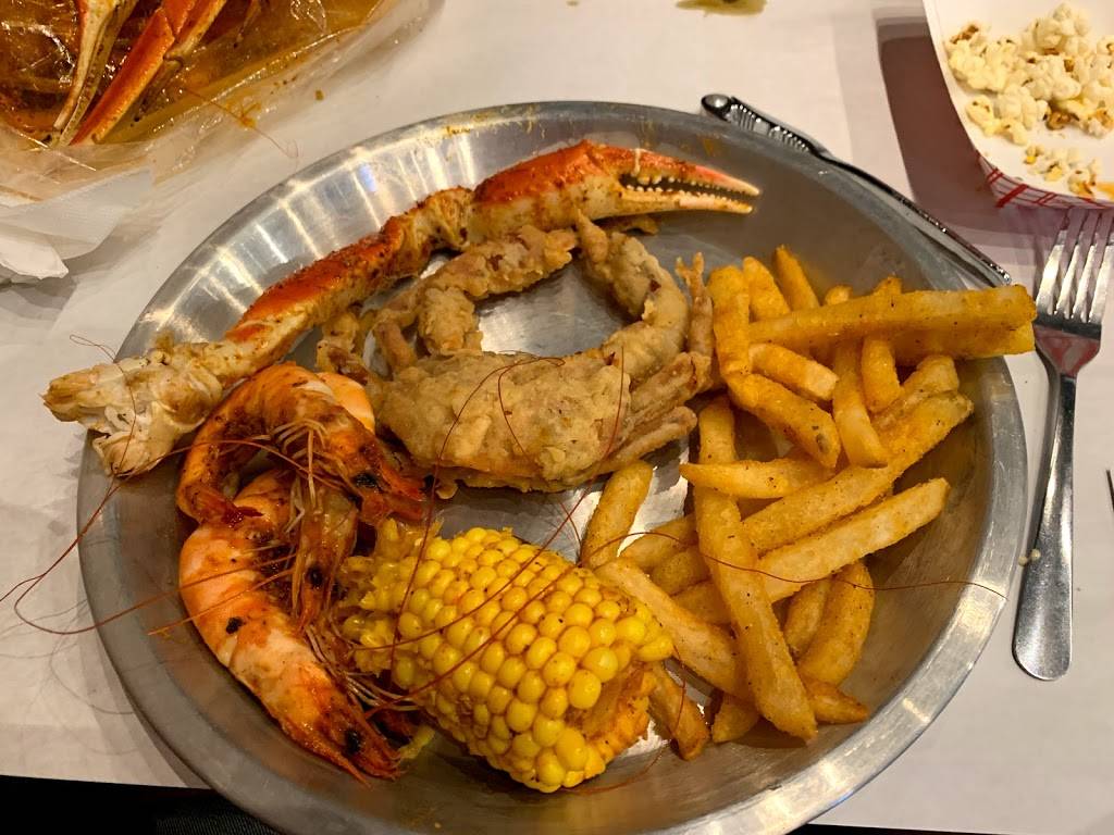The Crab Cracker - Seafood Boil | restaurant | 8640 University City Blvd Suite A1, Charlotte, NC 28213, USA | 9803350366 OR +1 980-335-0366