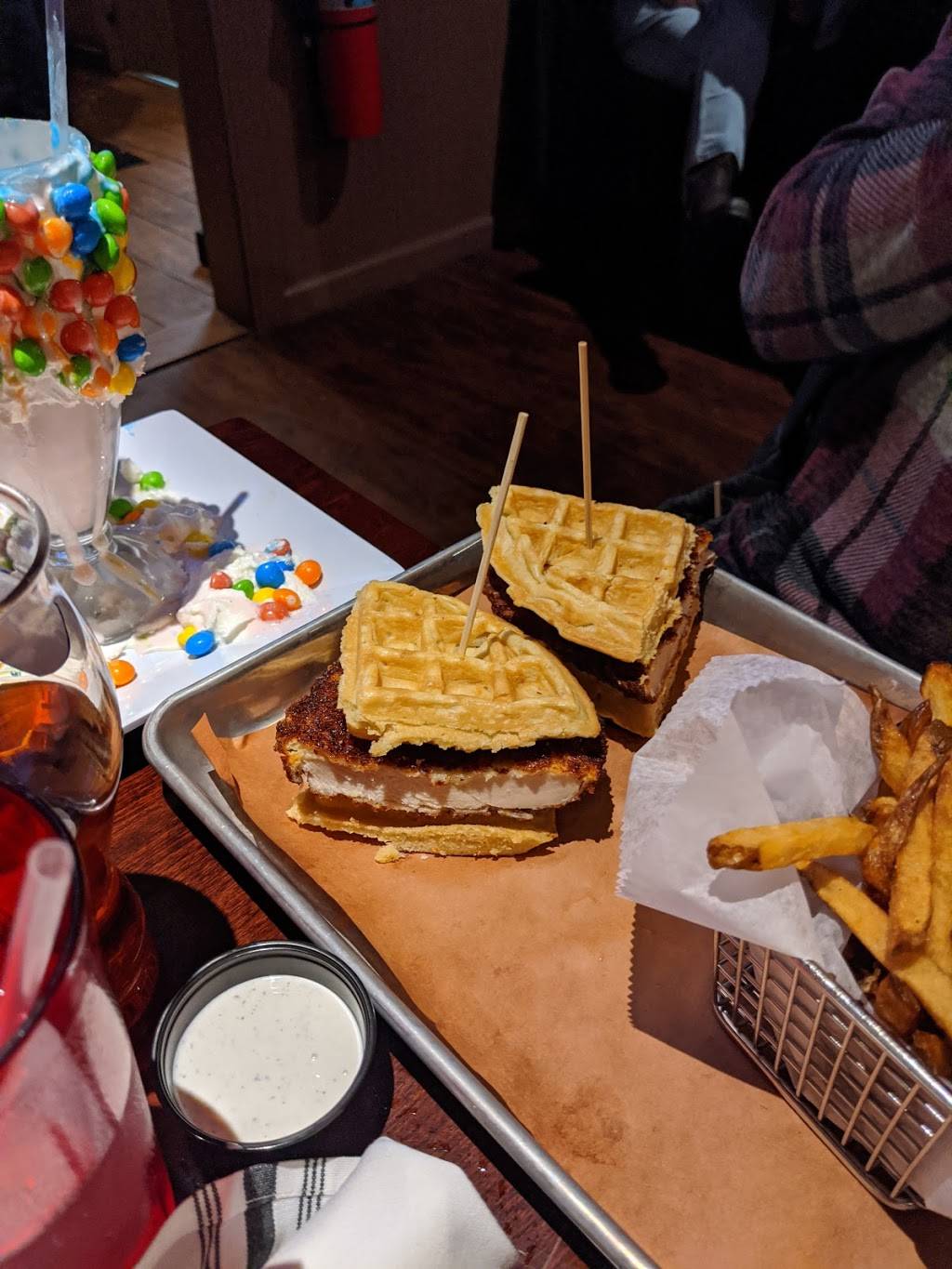 Prime Burger Bar | restaurant | 6092 Jericho Turnpike, Commack, NY 11725, USA | 6314869414 OR +1 631-486-9414