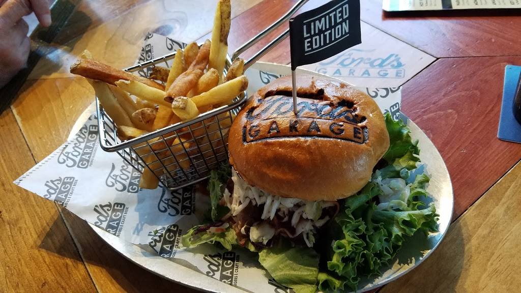 Fords Garage | restaurant | 21367 Michigan Ave, Dearborn, MI 48124, USA | 3137523673 OR +1 313-752-3673