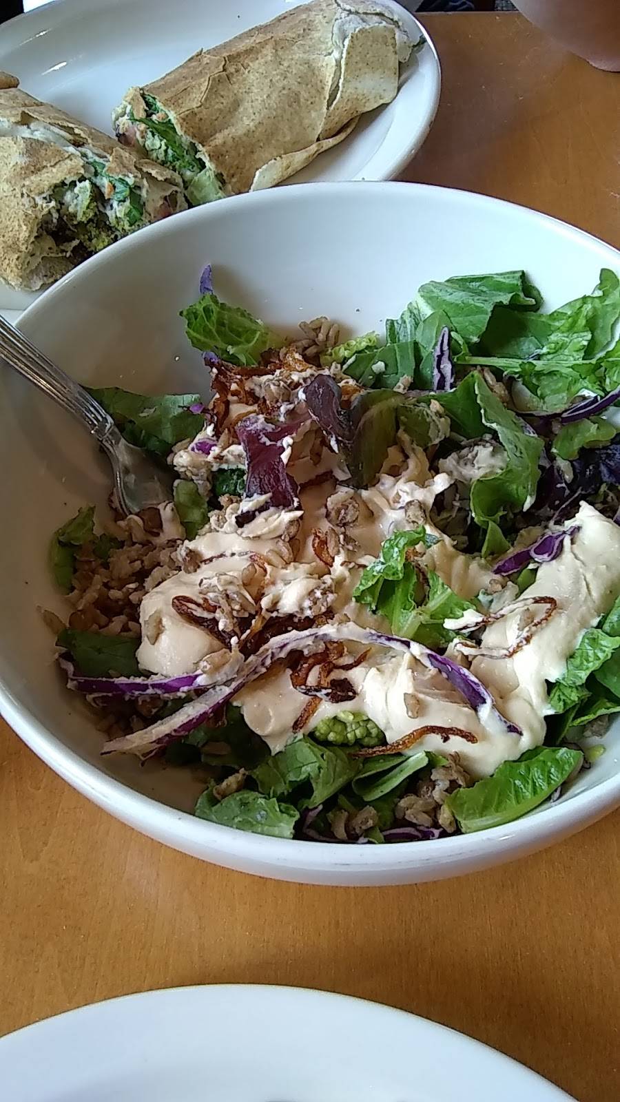 Aladdins Eatery Mentor | restaurant | 8870 Mentor Ave, Mentor, OH 44060, USA | 4402055966 OR +1 440-205-5966