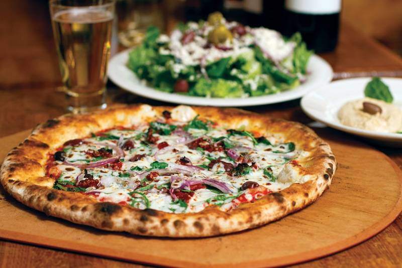 Element Wood Fire Pizza | restaurant | 96 Broadway St NE, Minneapolis, MN 55413, USA | 6123793028 OR +1 612-379-3028