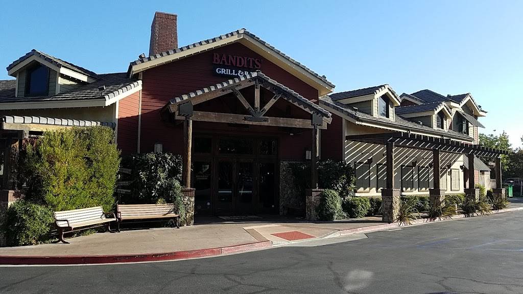 Bandits Grill & Bar | restaurant | 589 N Moorpark Rd, Thousand Oaks, CA 91360, USA | 8054977427 OR +1 805-497-7427
