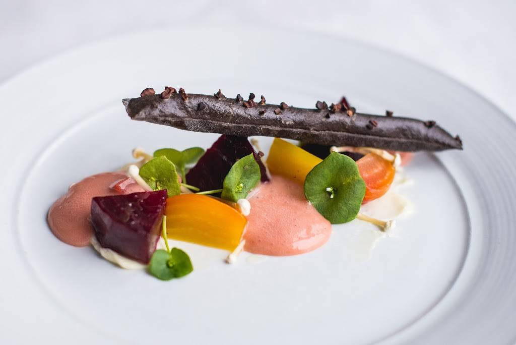 Bergamot | restaurant | 118 Beacon St, Somerville, MA 02143, USA | 6175767700 OR +1 617-576-7700