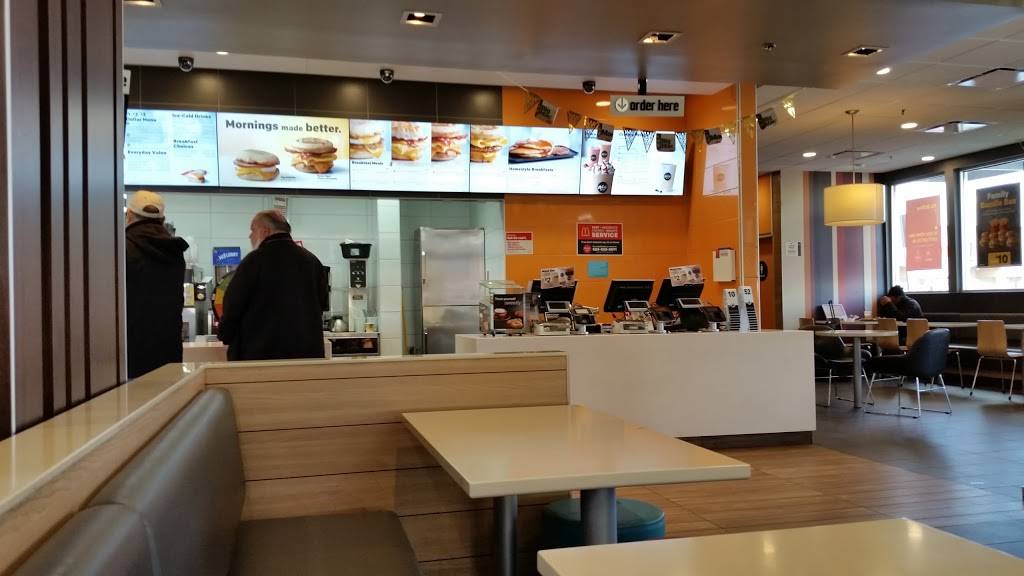 McDonalds | cafe | 568 S Mt Vernon Ave, San Bernardino, CA 92410, USA | 9098888080 OR +1 909-888-8080