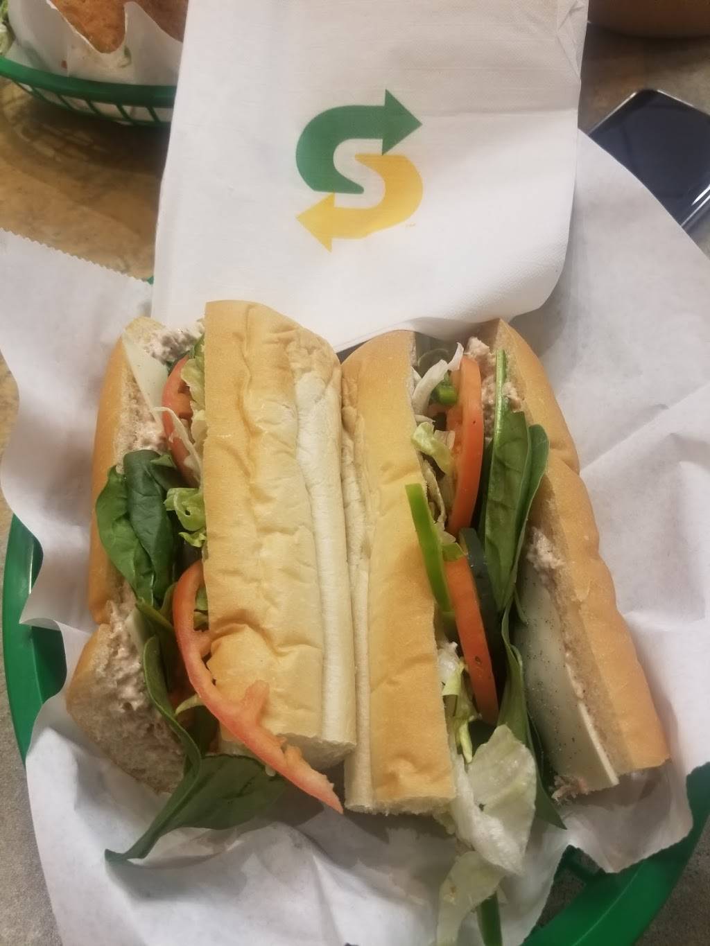 Subway Restaurants | restaurant | 111 San Marin Dr, Novato, CA 94945, USA | 4158991886 OR +1 415-899-1886