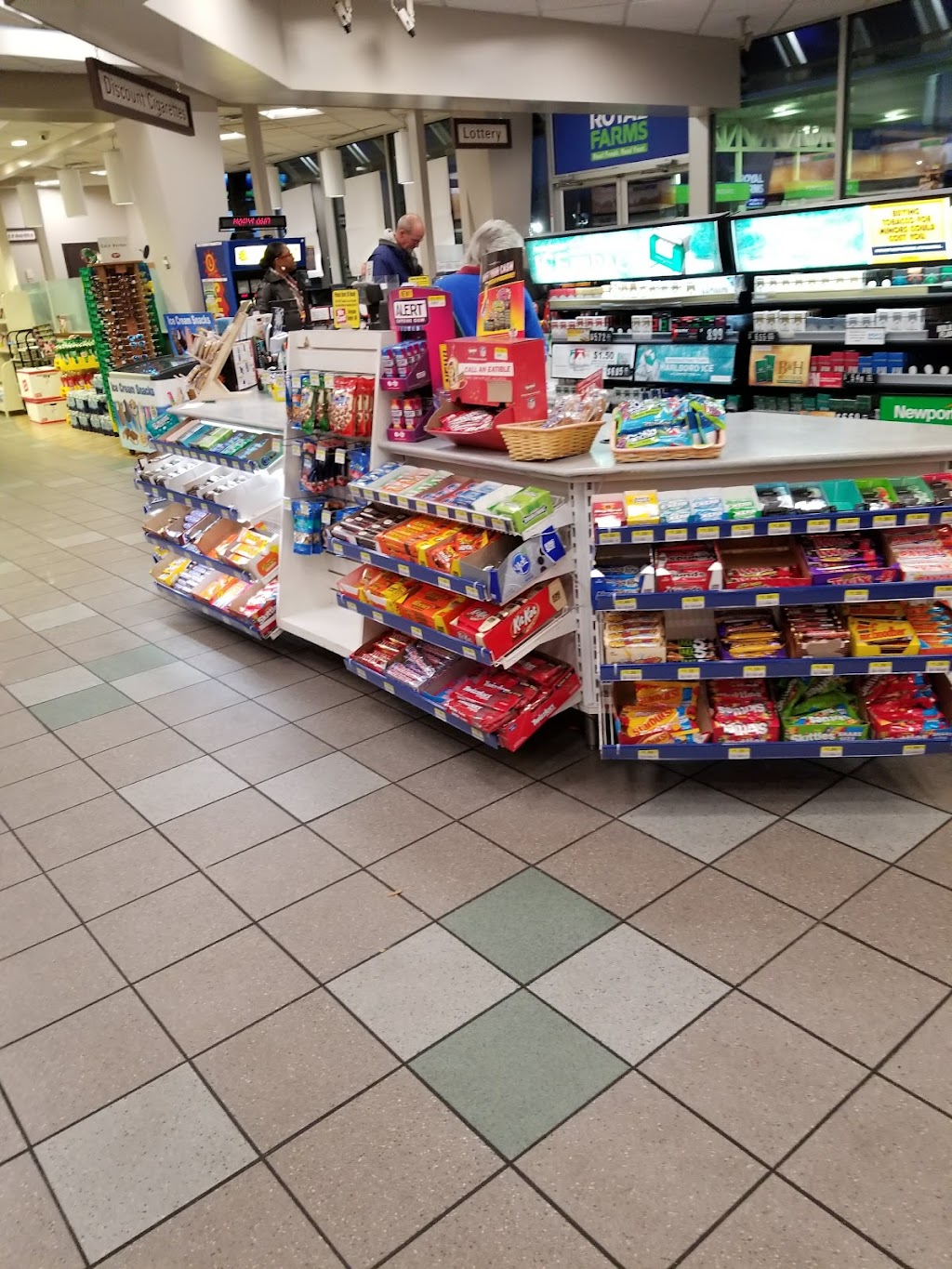 Royal Farms | meal takeaway | 1915 Belair Rd, Fallston, MD 21047, USA | 4106980121 OR +1 410-698-0121