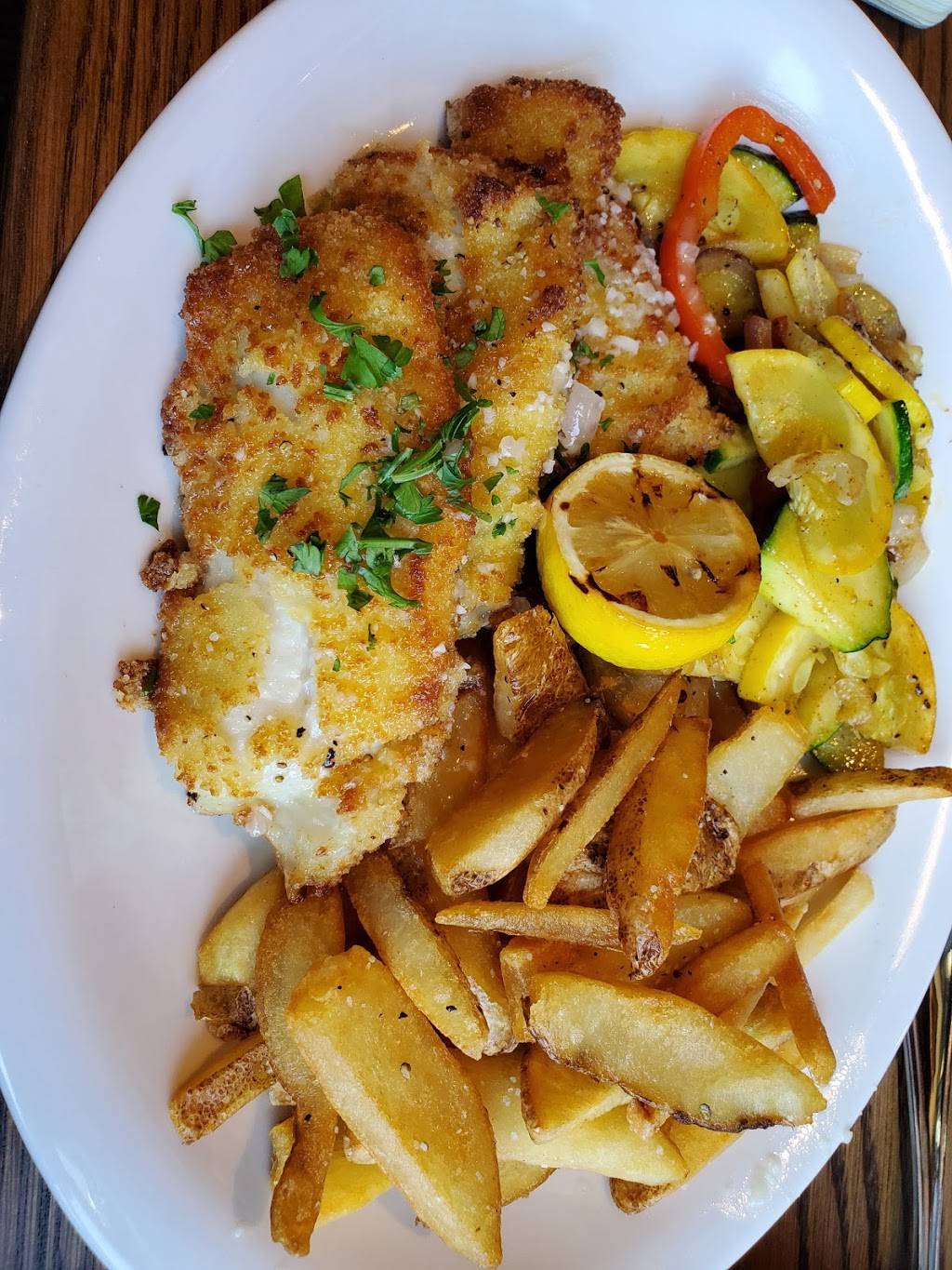 Moondance Grill | restaurant | 1730 S Germantown Rd Suite 117, Germantown, TN 38138, USA | 9017551471 OR +1 901-755-1471