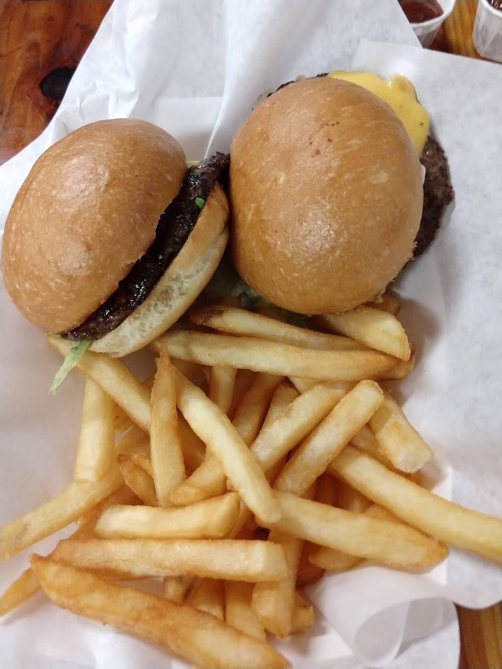 Toxic Wings & Fries | restaurant | 943 River Rd, Eugene, OR 97404, USA | 5416899464 OR +1 541-689-9464