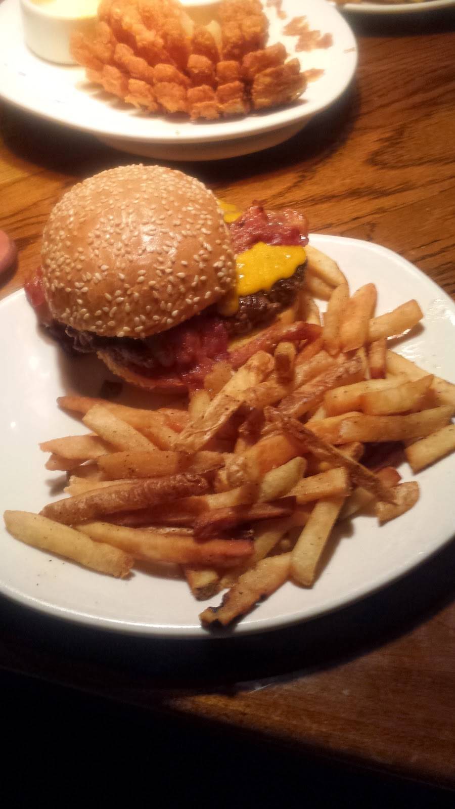 Outback Steakhouse | restaurant | 2949 Washington Rd, Augusta, GA 30909, USA | 7067334329 OR +1 706-733-4329