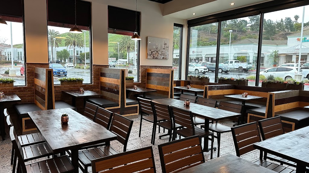 Copperlocks | restaurant | 4330 Green River Rd, Corona, CA 92880, USA | 9512686059 OR +1 951-268-6059