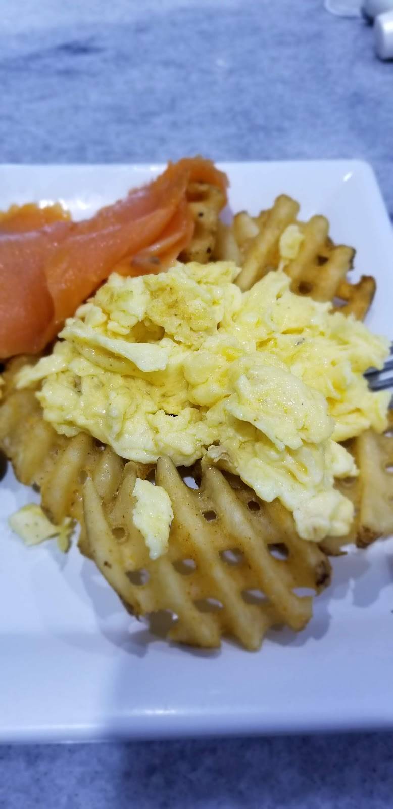 Crave Robata Grill & Bar | restaurant | McNamara Terminal, Between Gates A6 and A8, Worldgateway Pl, Detroit, MI 48242, USA | 7342290616 OR +1 734-229-0616