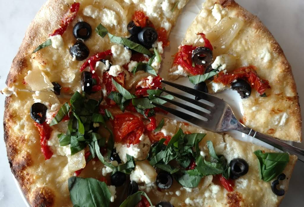 Pizza by Elizabeths | restaurant | 3801 Kennett Pike, Wilmington, DE 19807, USA | 3026544478 OR +1 302-654-4478