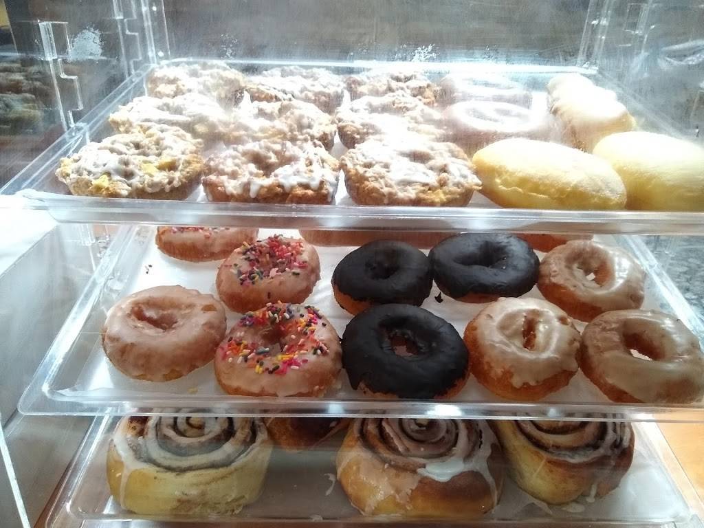 Mayor Willies Coffee & Donuts | restaurant | 125 Main St, Central City, CO 80427, USA | 7208403165 OR +1 720-840-3165