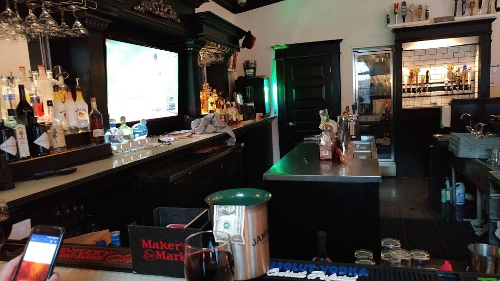 The Brickhouse | restaurant | 358 S Central Ave, Prestonsburg, KY 41653, USA | 6068860909 OR +1 606-886-0909