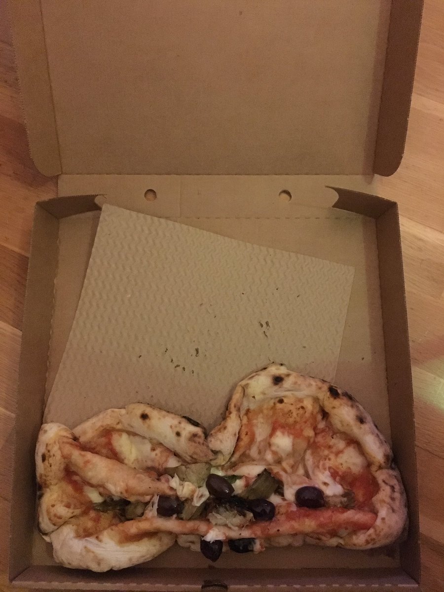 Fat Boys Pizza | restaurant | 207 E College St, Bourbon, IN 46504, USA | 5749435054 OR +1 574-943-5054