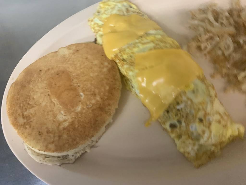 Jenn’s Southern Kitchen | restaurant | 2213 Old Hwy 90, Vinton, LA 70668, USA | 3375899620 OR +1 337-589-9620