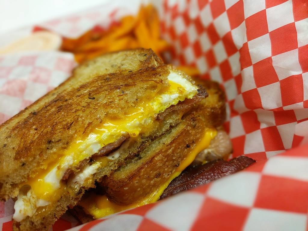 GourMelt | restaurant | 101 University Terrace, Reno, NV 89503, USA | 7755015250 OR +1 775-501-5250