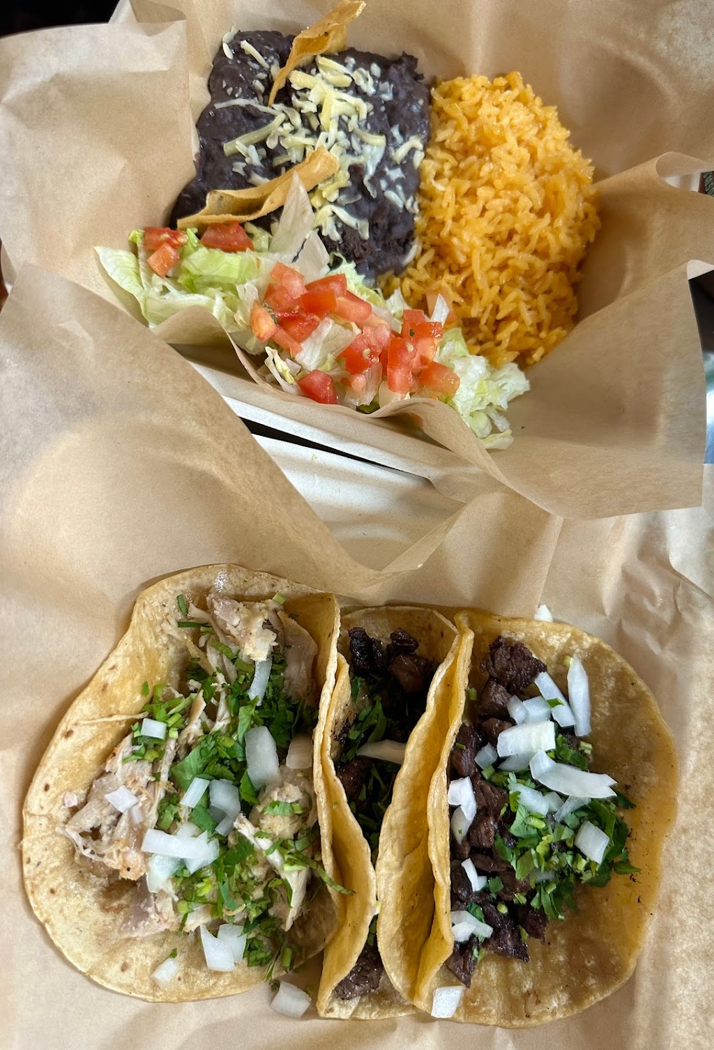 Tio’s Tamales | restaurant | 1734 W 35th St, Chicago, IL 60609, USA | 7734240020 OR +1 773-424-0020