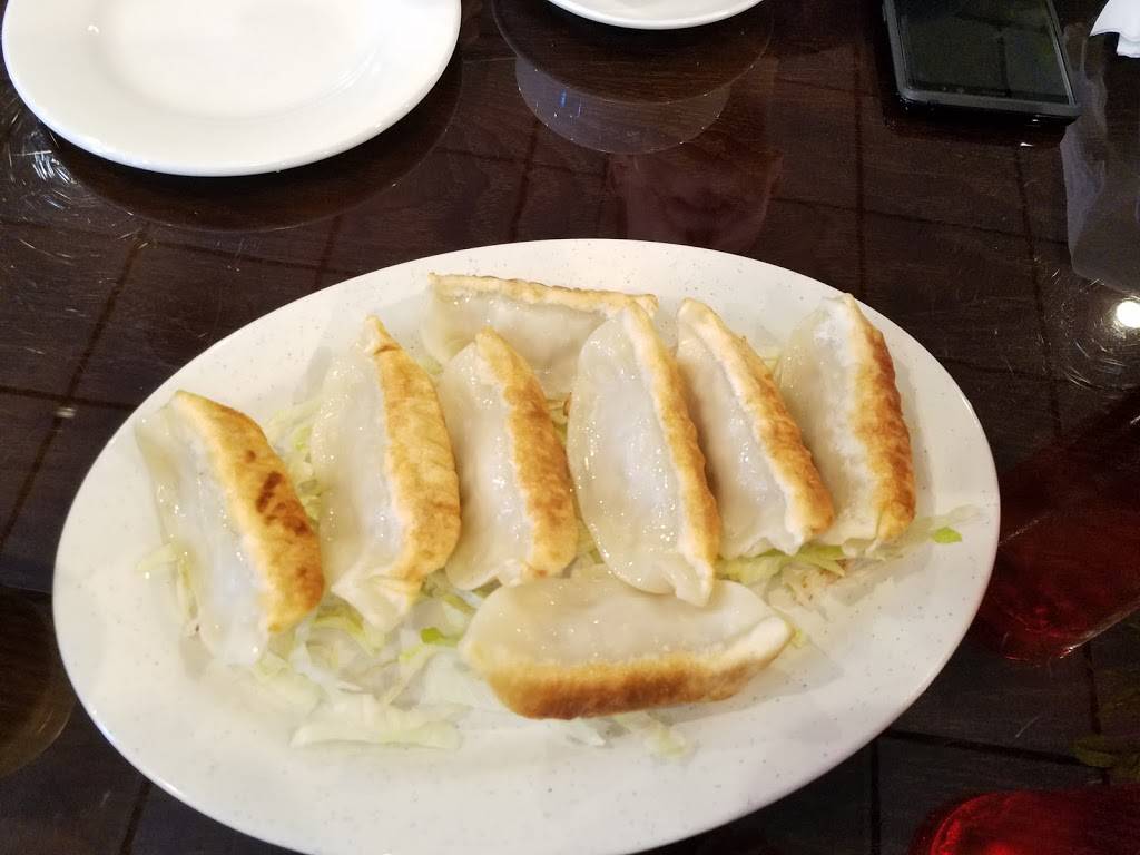 Chens Chinese Cuisine | restaurant | 3421 Ridge Rd Suite B101, Buford, GA 30519, USA | 4702383428 OR +1 470-238-3428