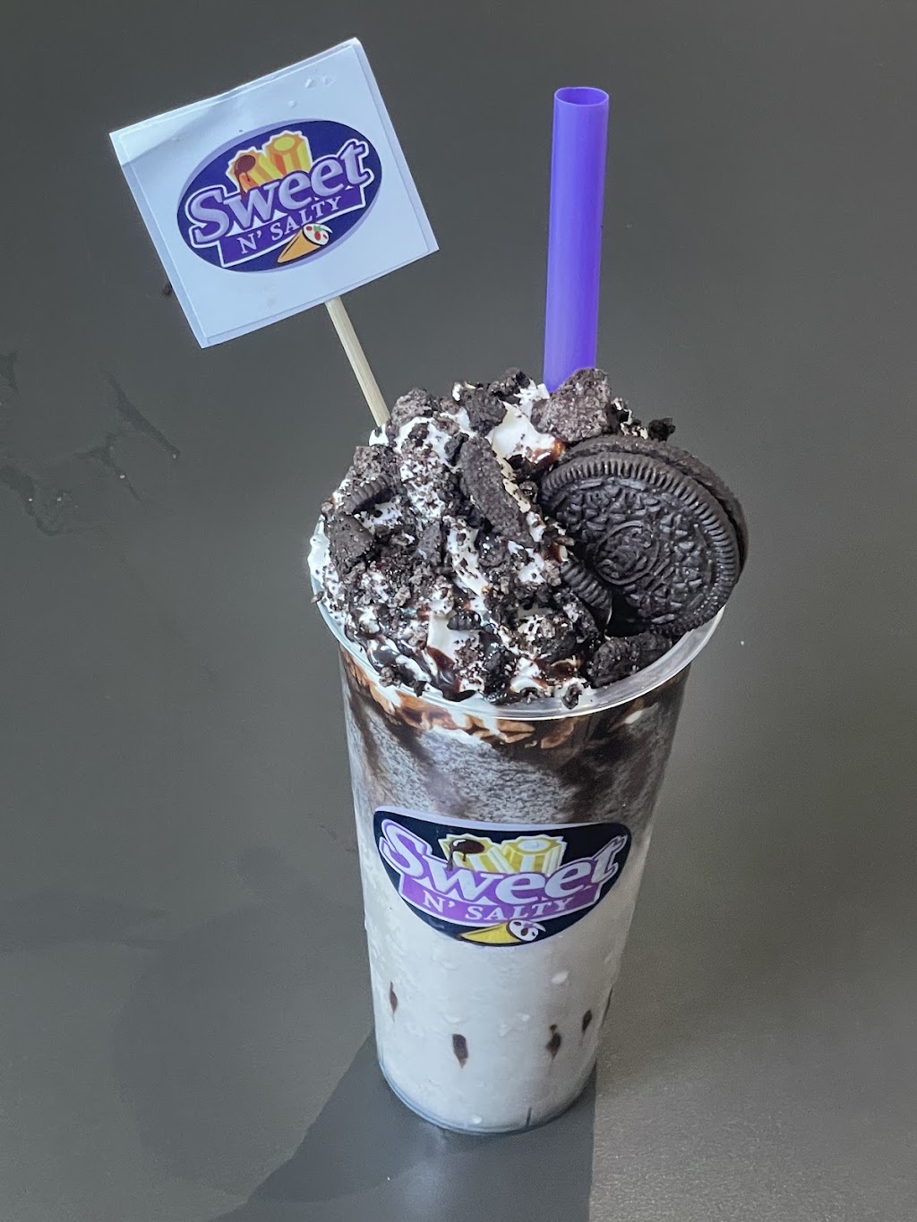 Sweet N Salty | restaurant | 1 Destiny USA Dr, Syracuse, NY 13290, USA | 3159879338 OR +1 315-987-9338