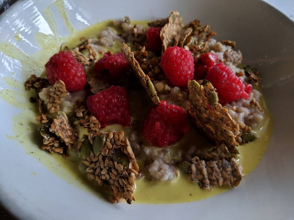 Scofflaw | restaurant | 3201 W Armitage Ave, Chicago, IL 60647, USA | 7732529700 OR +1 773-252-9700