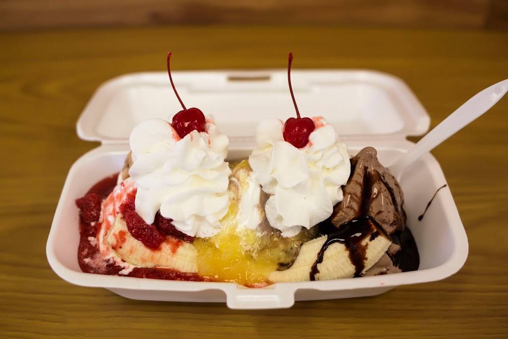 Mussel Beach Drive In | restaurant | 3540 State Park Dr, Bay City, MI 48706, USA | 9896860575 OR +1 989-686-0575