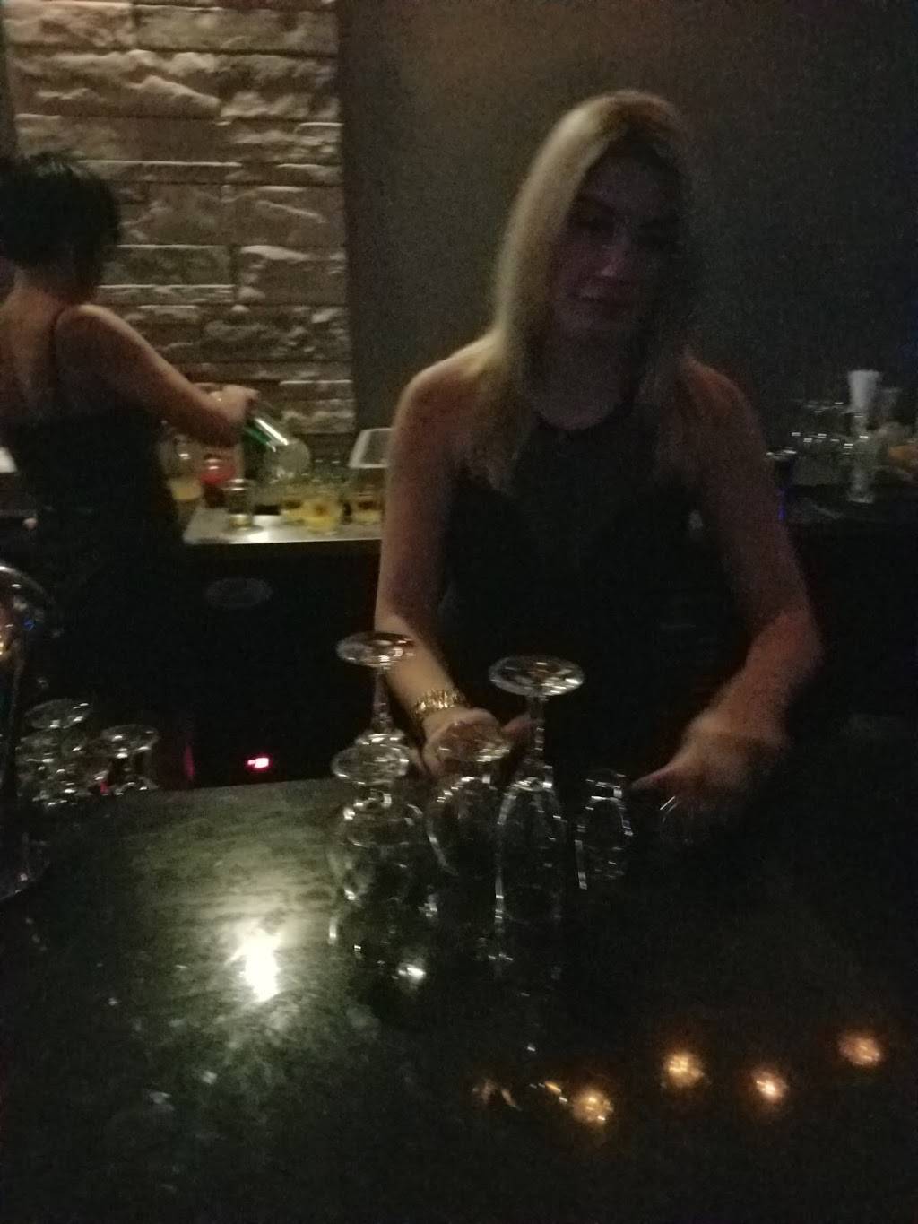 Quai Marina | restaurant | 364 Rue Notre-Dame, Repentigny, QC J6A 2S5, Canada | 4505817071 OR +1 450-581-7071