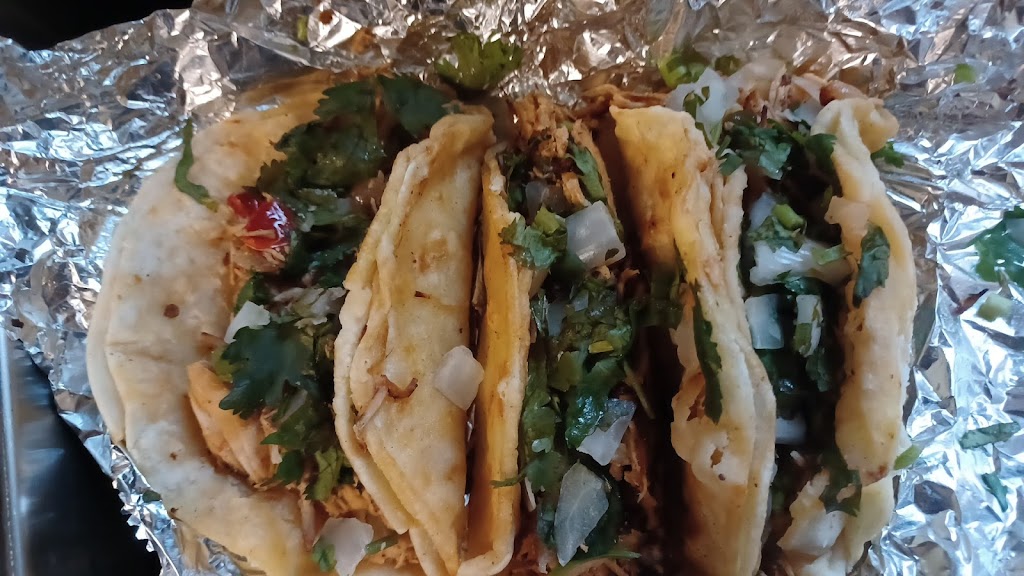 Ricos Mexican Restaurant | restaurant | 123 Maple St, Friend, NE 68359, USA | 4029472667 OR +1 402-947-2667