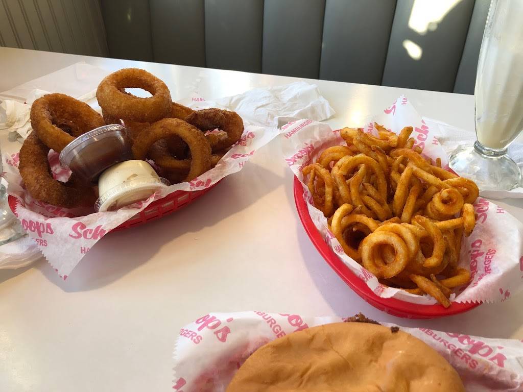 Schoops Hamburgers | restaurant | 7235 Indianapolis Blvd, Hammond, IN 46324, USA | 2198457090 OR +1 219-845-7090